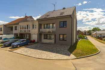 Prodej domu 240 m², Dolní Bojanovice