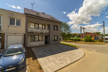 Prodej domu 240 m², Dolní Bojanovice