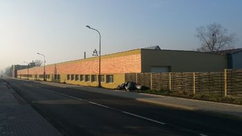 Prodej komerčního objektu 2517 m², Karolinka