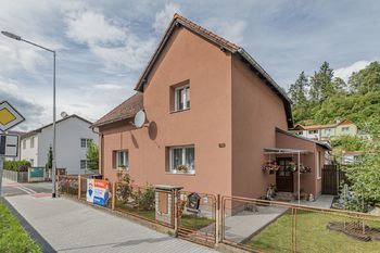 Prodej domu 202 m², Katusice