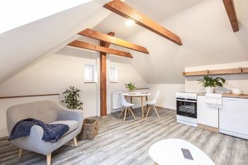 Prodej bytu 2+kk v osobním vlastnictví 44 m², Praha 10 - Kolovraty