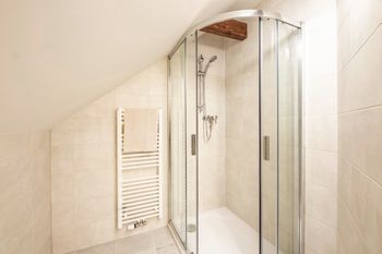 Prodej bytu 2+kk v osobním vlastnictví 44 m², Praha 10 - Kolovraty