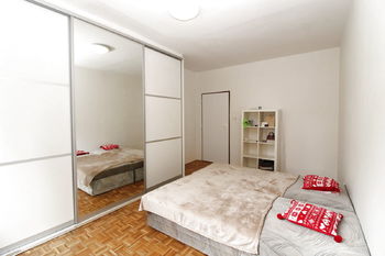 ložnice - Prodej bytu 3+1 v družstevním vlastnictví 74 m², Praha 10 - Malešice 