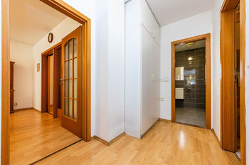 Prodej bytu 3+1 v osobním vlastnictví 86 m², Praha 9 - Libeň