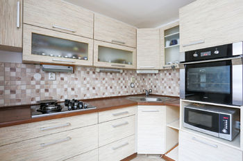 kuchyně - Prodej domu 119 m², Nové Strašecí
