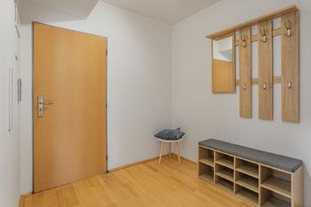 Prodej bytu 2+kk v osobním vlastnictví 51 m², Praha 4 - Modřany