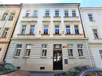 Prodej nájemního domu 520 m², Praha 9 - Vysočany (