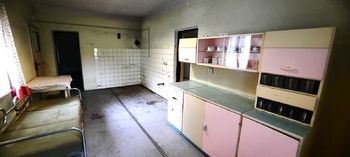 kuchyň - Prodej domu 238 m², Nová Bystřice