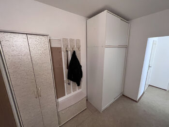 Pronájem bytu 3+1 v osobním vlastnictví 84 m², Praha 4 - Kunratice