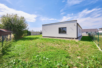 Zahrada - Prodej domu 126 m², Roudné