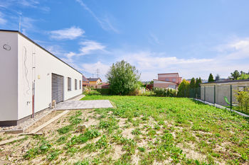 Zahrada - Prodej domu 126 m², Roudné