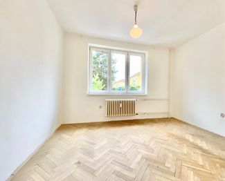 Prodej bytu 3+1 v osobním vlastnictví 77 m², Pardubice