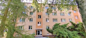 Vstupní část domu - Prodej bytu 2+kk v družstevním vlastnictví 55 m², Klimkovice
