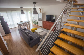 Obývací Pokoj - Prodej domu 162 m², Střítež