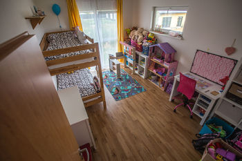 Dětský pokoj - Prodej domu 162 m², Střítež