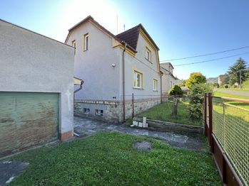 Prodej domu 99 m², Starý Plzenec