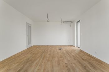Prodej bytu 2+kk v osobním vlastnictví 72 m², Praha 10 - Štěrboholy