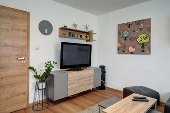 obývací pokoj detail - Prodej bytu 3+kk v osobním vlastnictví 80 m², Brno