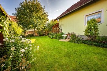 zahrada - Prodej domu 230 m², Homole