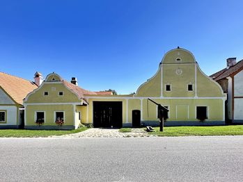 Pohled na dům - Prodej domu 430 m², Jankov