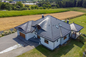 Prodej domu 295 m², Pstrążna