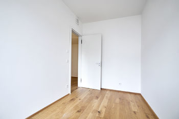 Prodej bytu 3+kk v osobním vlastnictví 70 m², Praha 5 - Smíchov