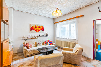 Byt 2+1 - obývací pokoj - Prodej domu 147 m², Všetaty