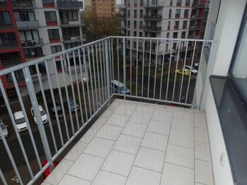prostorný balkón - Pronájem bytu 2+kk v osobním vlastnictví 47 m², Pardubice