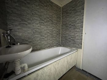 Prodej bytu 3+1 v osobním vlastnictví 63 m², Jirkov