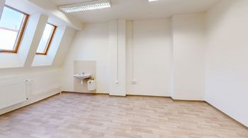 Pronájem kancelářských prostor 649 m², Ústí nad Labem