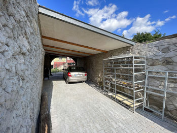 Prodej domu 281 m², Sedlec-Prčice
