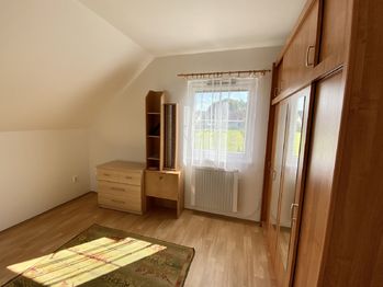 foto 32 - pokoj č. 1 v podkroví - Prodej domu 169 m², Liberec