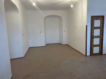 Pronájem obchodních prostor 30 m², Český Brod