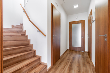 Hala 1NP - Prodej domu 141 m², Praha 8 - Březiněves