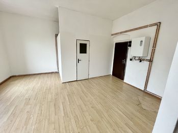 Interiér bytu č. 3 - Prodej nájemního domu 539 m², Vimperk