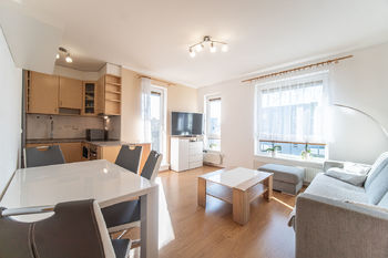 Prodej bytu 2+kk v osobním vlastnictví 57 m², Praha 10 - Uhříněves