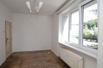 Prodej bytu 3+1 v osobním vlastnictví 70 m², Karlovy Vary