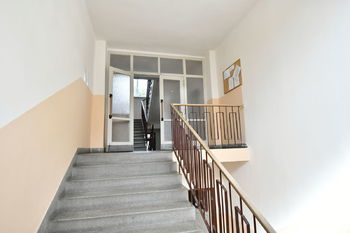 Prodej bytu 2+1 v osobním vlastnictví 55 m², Hradec Králové