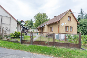 Prodej domu 250 m², Solenice