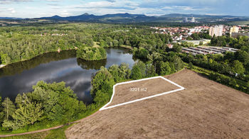 Prodej pozemku 386 m², Újezdeček