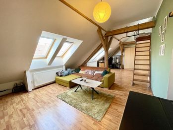 Prodej bytu 1+1 v osobním vlastnictví 85 m², Olomouc