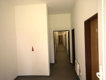 Pronájem kancelářských prostor 16 m², Kamenice