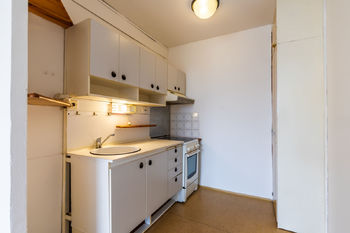 kuchyňská linka  - Prodej bytu 2+kk v družstevním vlastnictví 43 m², Praha 5 - Stodůlky