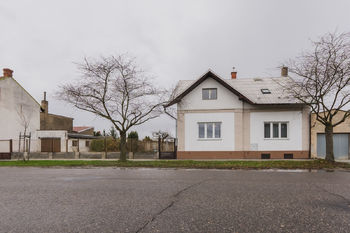 Prodej domu 90 m², Vlkov pod Oškobrhem