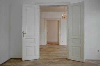 průhled pokoji - Prodej bytu 3+1 v osobním vlastnictví 104 m², Brno