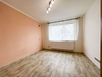 Prodej bytu 3+1 v osobním vlastnictví 70 m², Račice-Pístovice