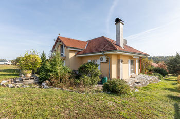Prodej domu 275 m², Dublovice