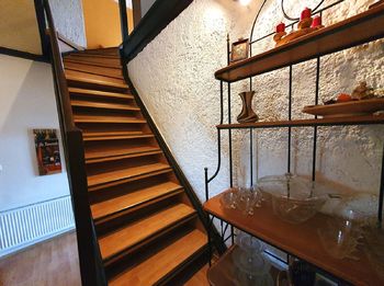 schody do patra - Prodej bytu 4+1 v osobním vlastnictví 219 m², Liberec
