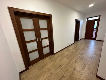 Prodej domu 213 m², Strupčice