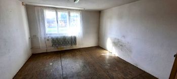 první místnost v patře - Prodej domu 190 m², Dačice